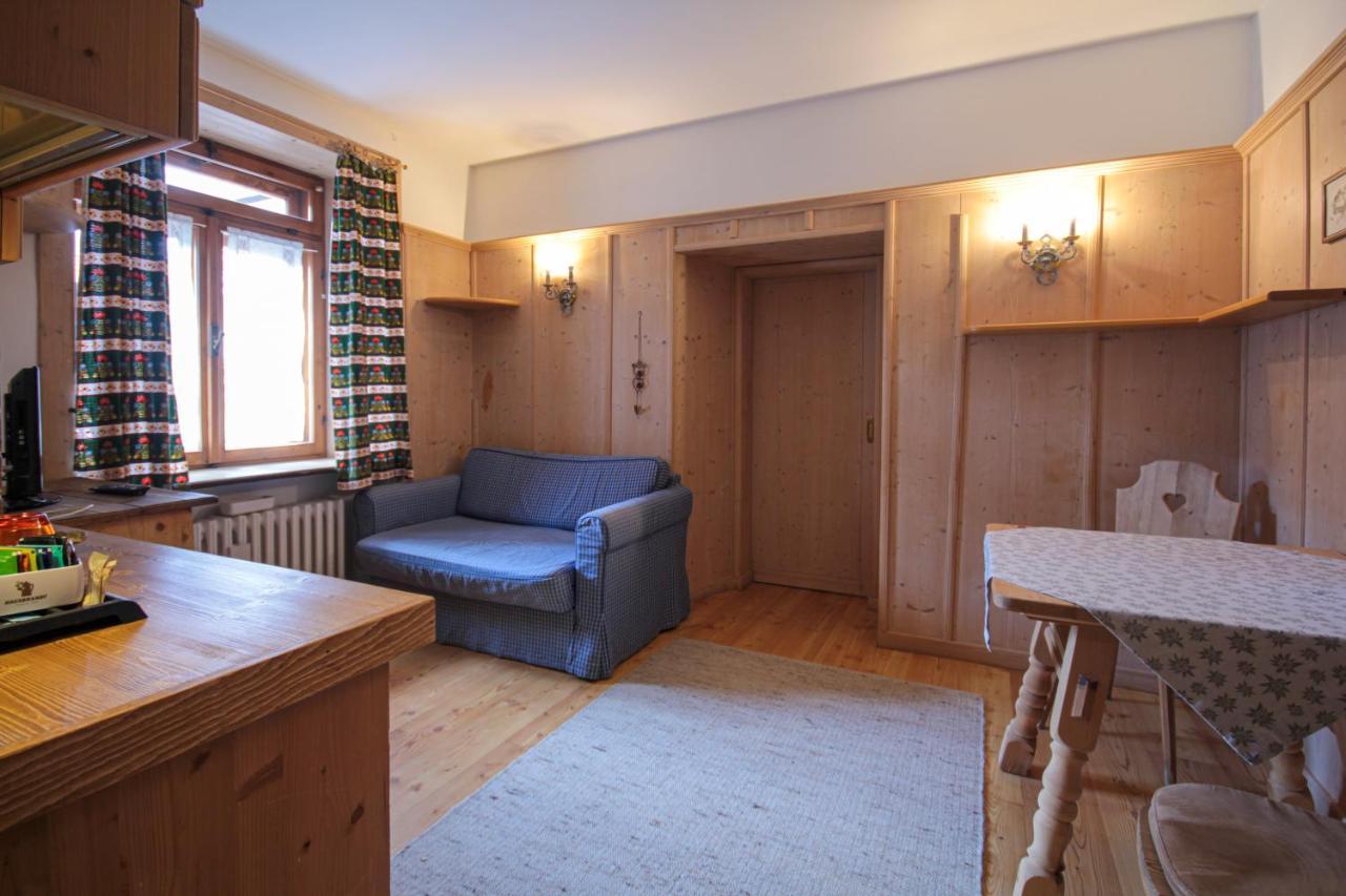Hotel Villa Alpina ***S Cortina dʼAmpezzo Eksteriør billede