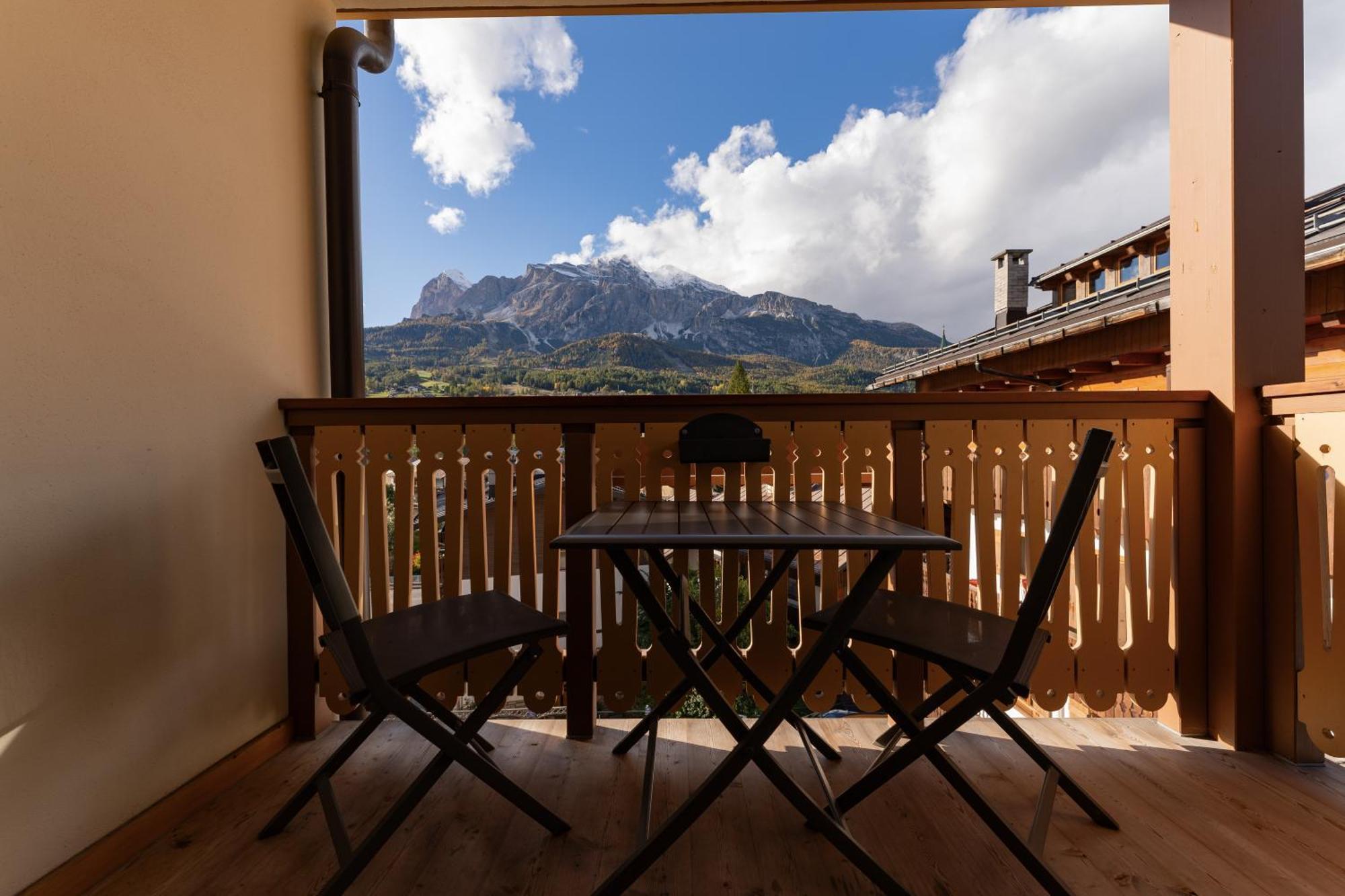 Hotel Villa Alpina ***S Cortina dʼAmpezzo Eksteriør billede