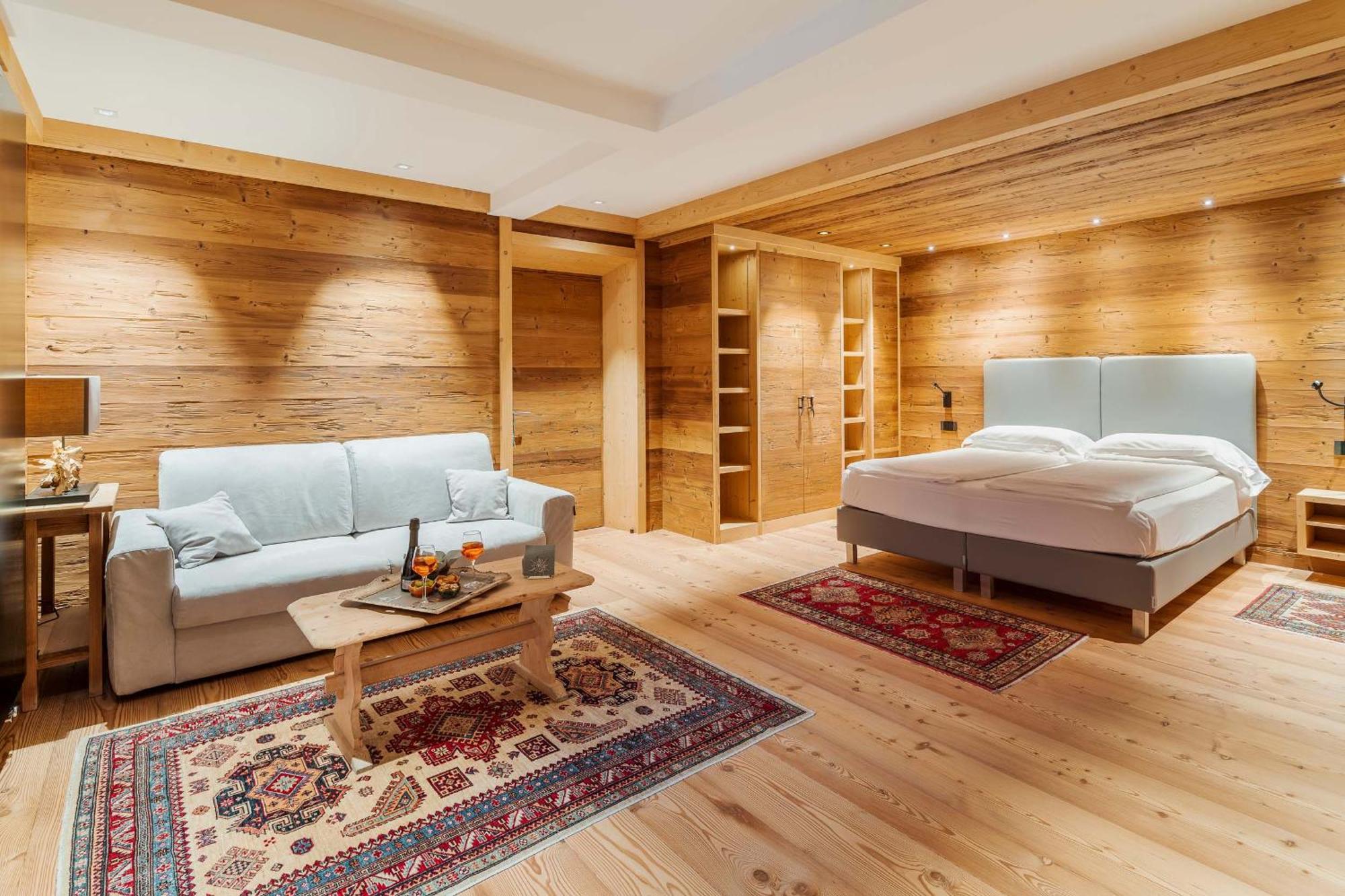 Hotel Villa Alpina ***S Cortina dʼAmpezzo Eksteriør billede