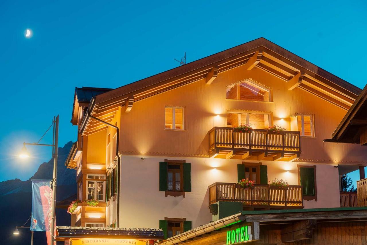 Hotel Villa Alpina ***S Cortina dʼAmpezzo Eksteriør billede
